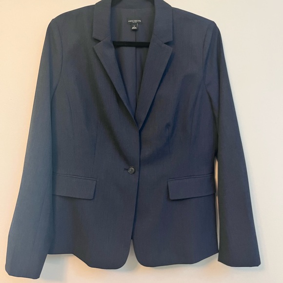 Women's Ann Taylor One-Button Navy Blazer - Picture 2 of 4